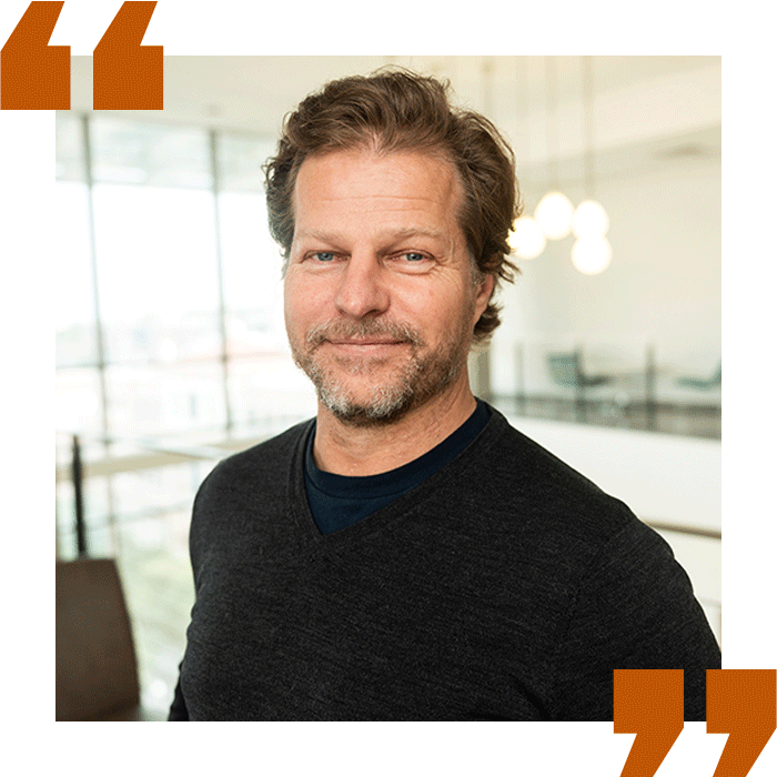 Portrait photo of Brian Korgel